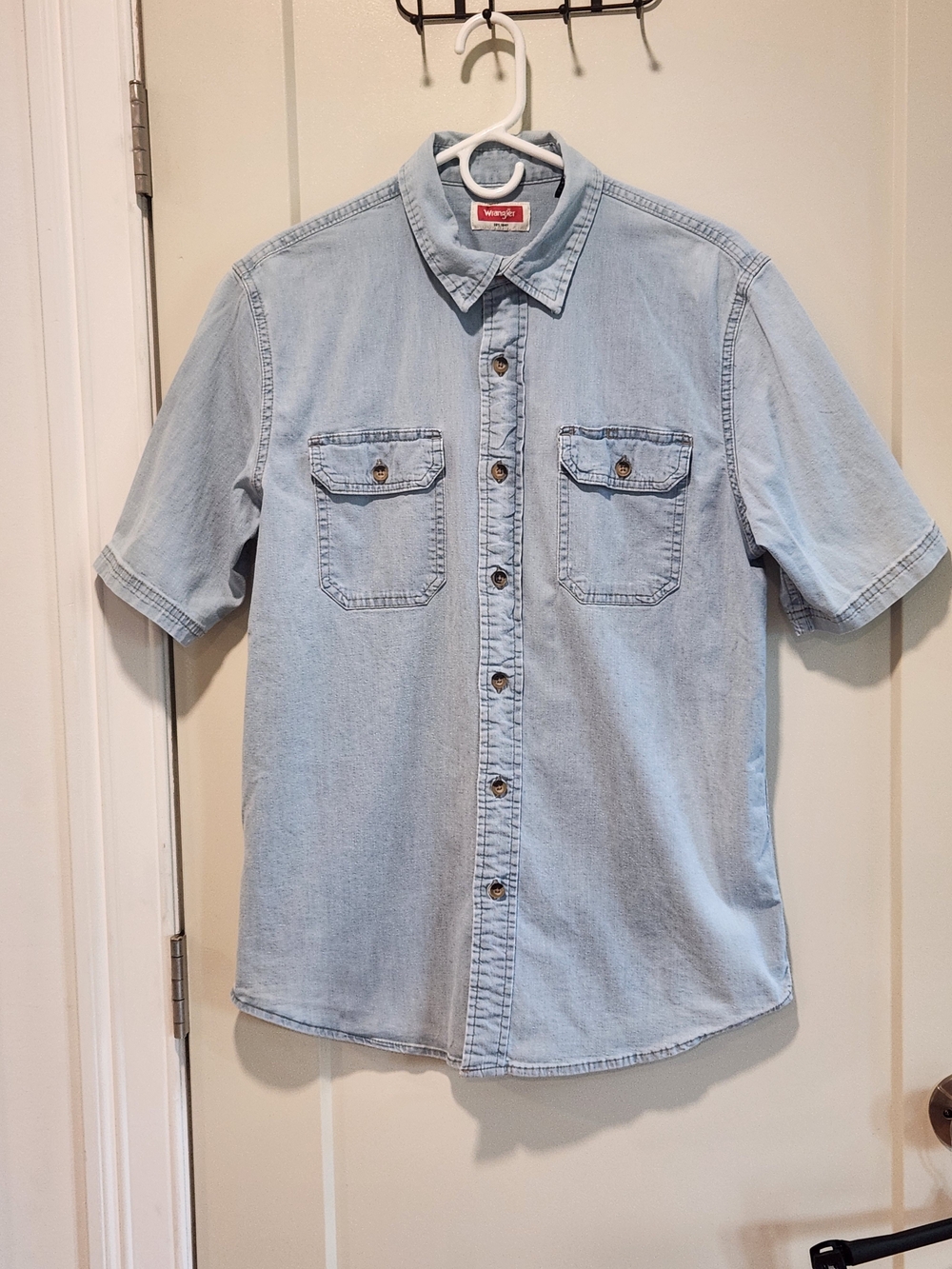 Wrangler Light Blue Short-Sleeve Denim Shirt Men's M